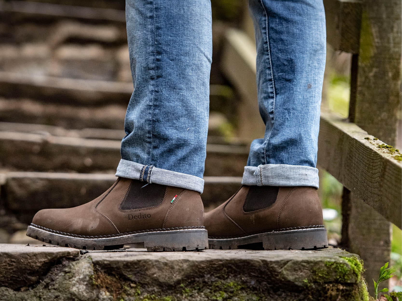 Omnio: Leather Chelsea Boot - Nubuck - WOODLAND STORM